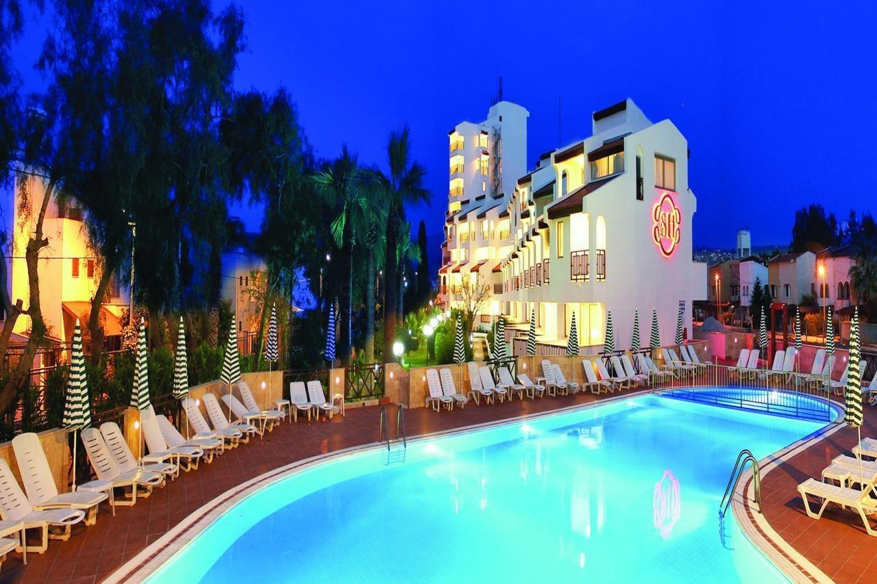 Sentinus Hotel