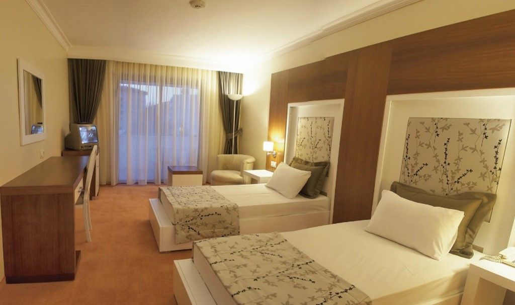 Hotel Sentinus 4*